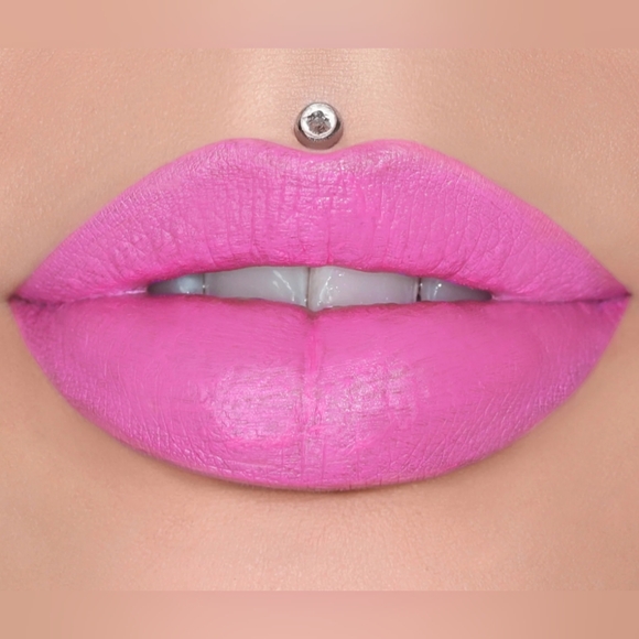 Jeffree Star Other - NIB❤️‍🔥"Pink Messiah" SOLD OUT🔥Jeffree Star Velvet Trap 💄LAST 1